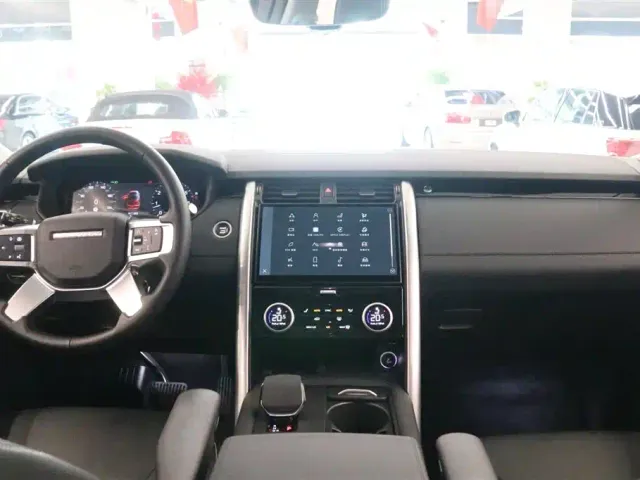 Land Rover Discovery — Фото автомобиля 5