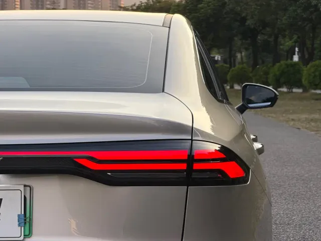 Geely Galaxy Stellar 6 — Фото автомобиля 9