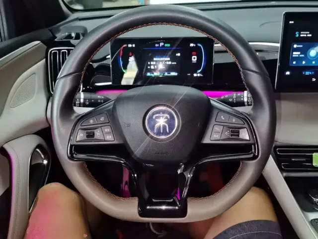 BYD Song Pro — Фото автомобиля 10