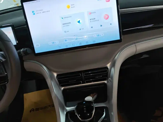 BYD Song Pro — Фото автомобиля 12