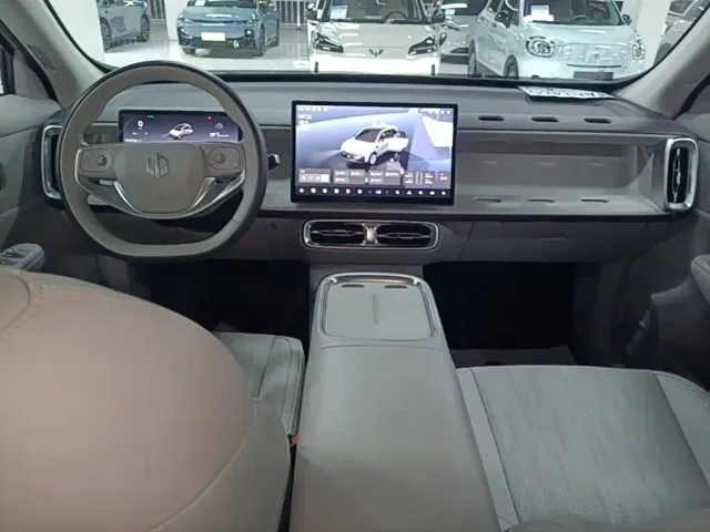 Leapmotor B10 — Фото автомобиля 9