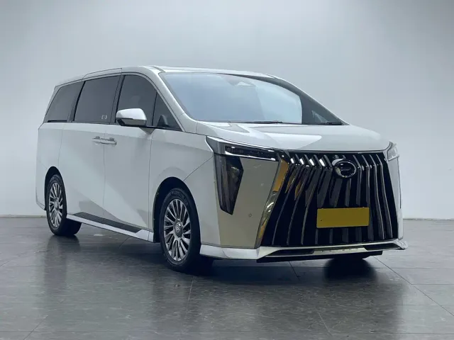 GAC Trumpchi M8 — Фото автомобиля 3