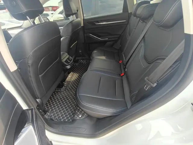 Haval H6 — Фото автомобиля 9