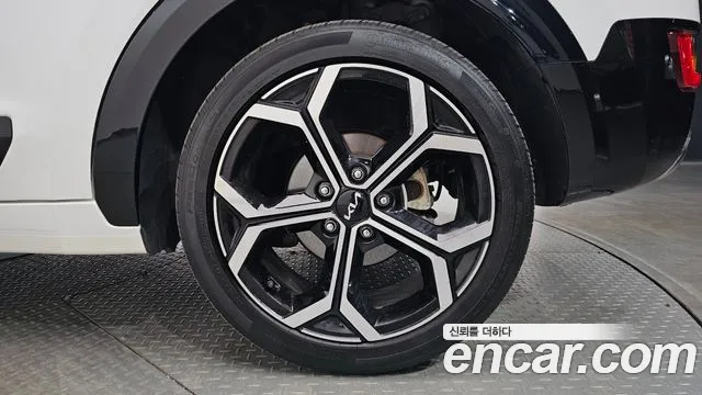 Kia Niro The All New — Фото автомобиля 6