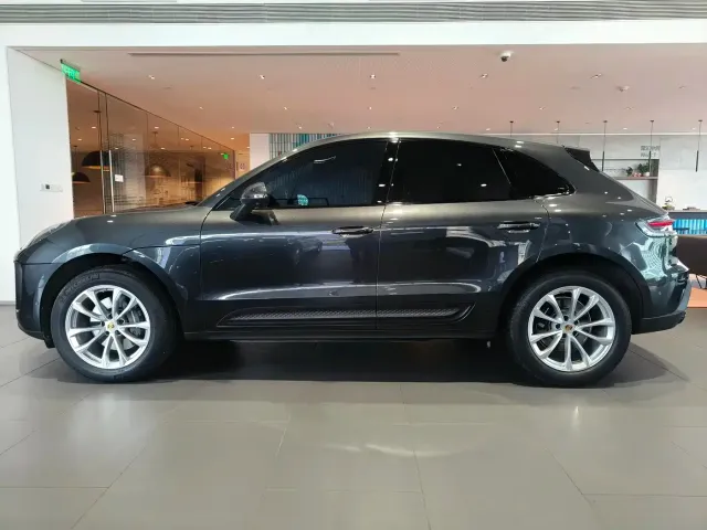 Porsche Macan — Фото автомобиля 4