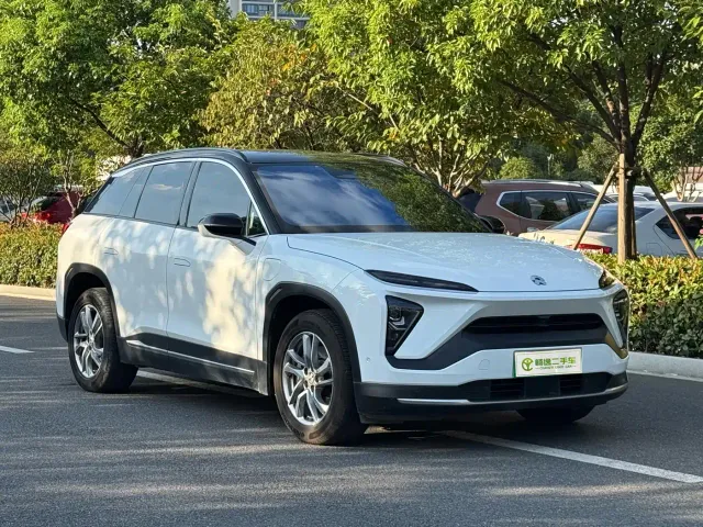 Nio ES6 — Фото автомобиля 9