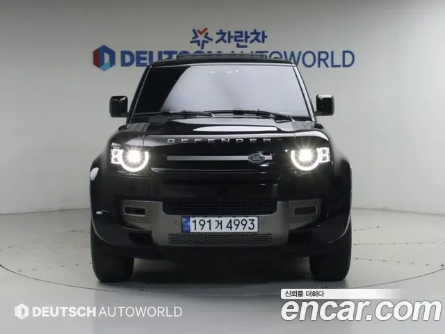 Land Rover Defender Defender (L663) 110 P300 X-Dynamic SE — Фото автомобиля 3