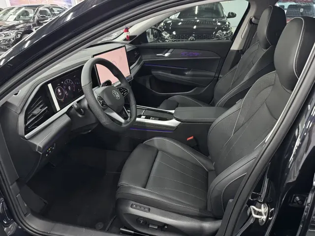 Volkswagen Passat — Фото автомобиля 4