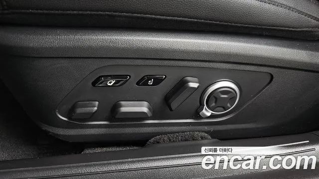 Hyundai Grandeur GN7 — Фото автомобиля 26