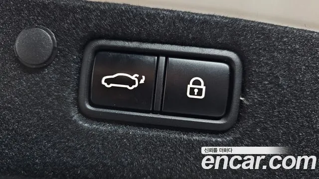 Hyundai Grandeur New — Фото автомобиля 21