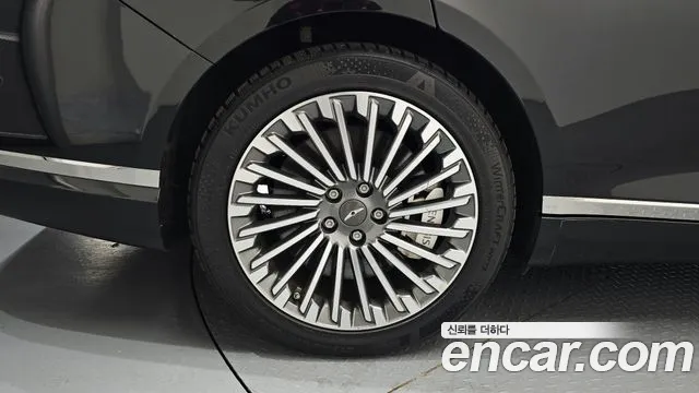 Genesis G80 Electrified G80 (RG3) — Фото автомобиля 3