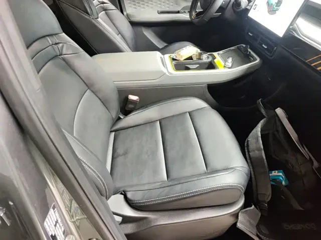 GAC Aion Y — Фото автомобиля 24