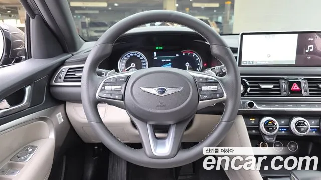 Genesis G70 — Фото автомобиля 13