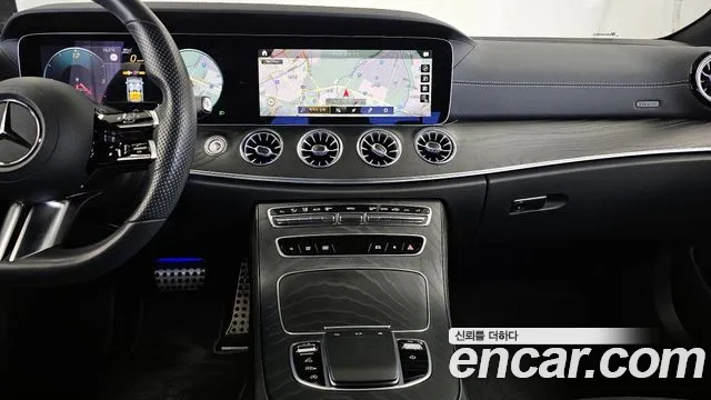 Mercedes-Benz CLS-Class — Фото автомобиля 13