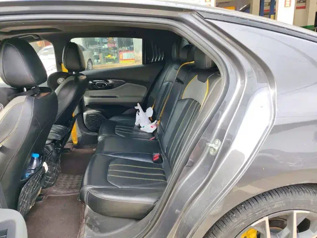 GAC Trumpchi Trumpchi Emkoo 2022 270T DCT J16 Galaxy Fighter Edition — Фото автомобиля 16