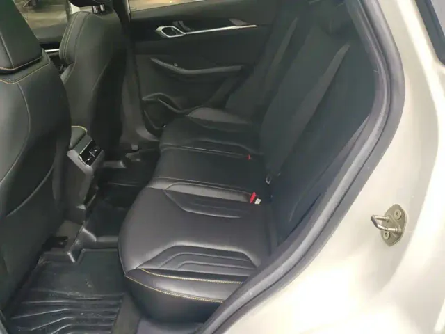 Geely Binyue — Фото автомобиля 16