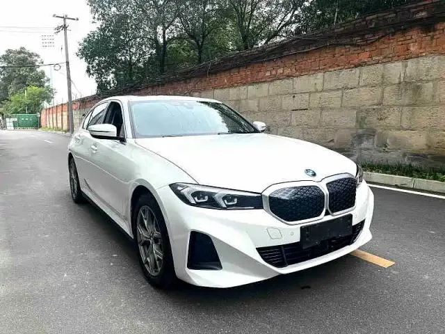 BMW i3 — Фото автомобиля 3