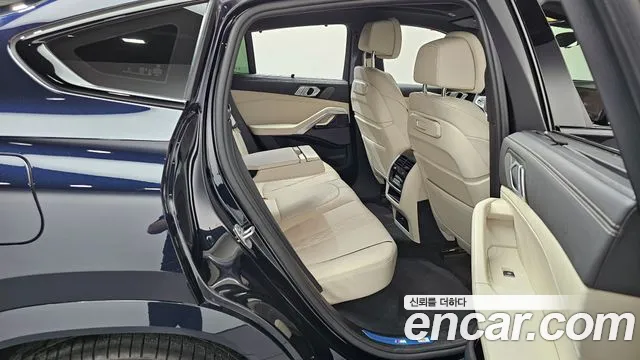BMW X6 xDrive40i M Sport — Фото автомобиля 12