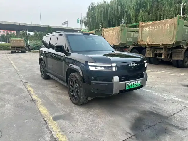 Fang Cheng Bao Titanium 7 2025 AWD Base Model — Фото автомобиля 3