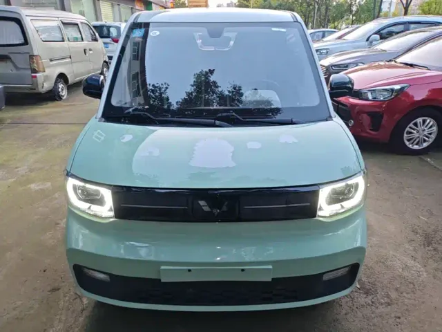 Wuling Hongguang Mini EV — Фото автомобиля 2