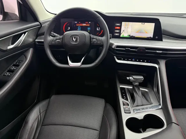Changan CS35 Plus — Фото автомобиля 10