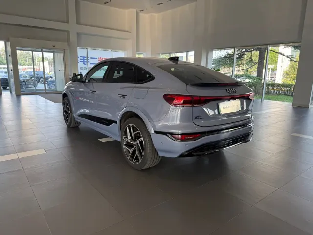 Audi Audi Q6L Sportback e-tron 2025 Pioneer Navigation Edition — Фото автомобиля 4