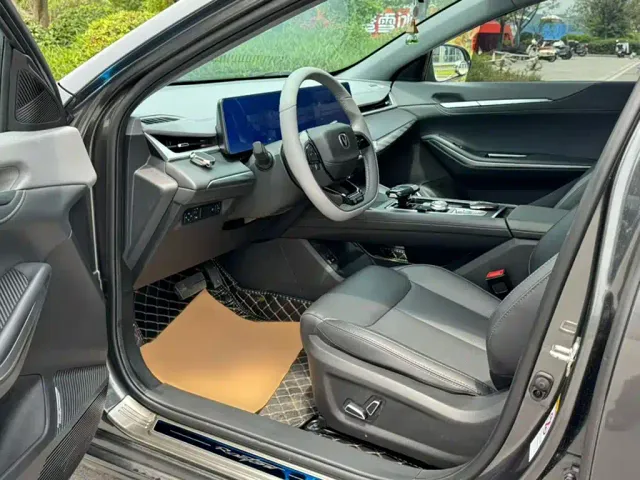 Changan Raeton Plus — Фото автомобиля 9