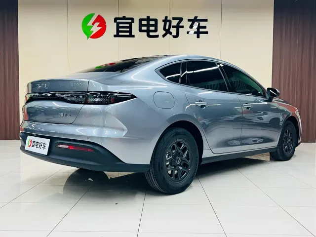 BYD Seal 05 DM-i — Фото автомобиля 5