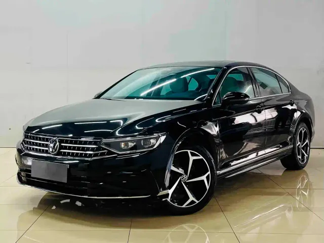 Volkswagen Magotan — Фото автомобиля 2