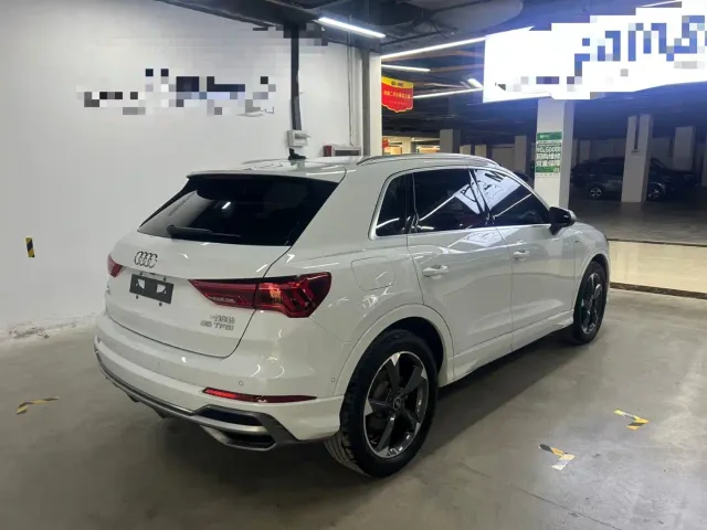 Audi Q3 — Фото автомобиля 9