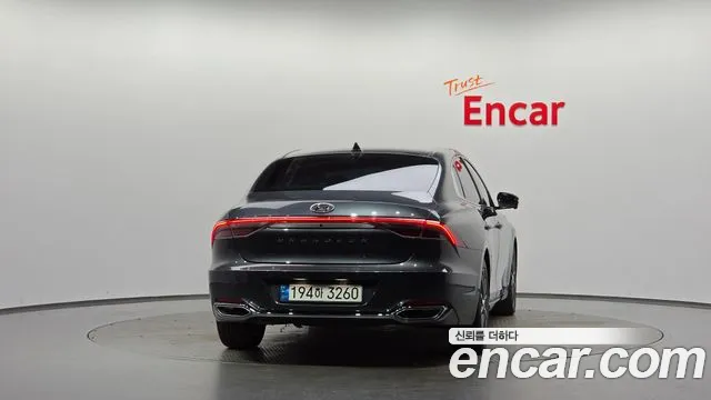 Hyundai Grandeur Новый Grandeur IG — Фото автомобиля 4