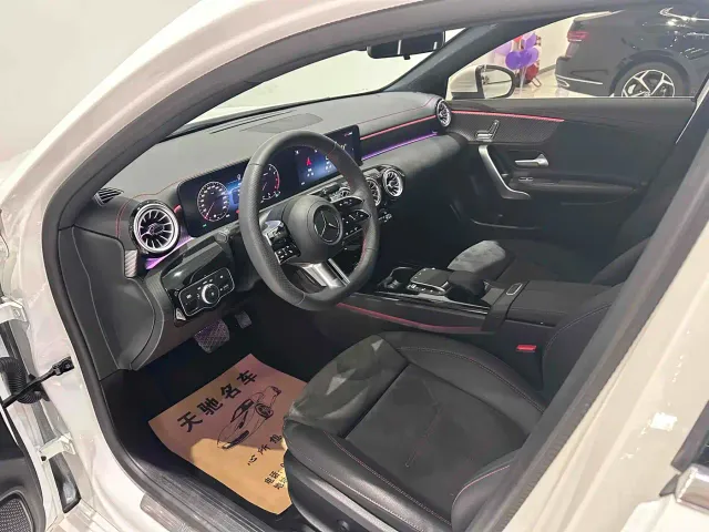 Mercedes-Benz A-Class — Фото автомобиля 5