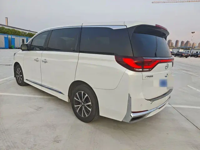 GAC Trumpchi M8 — Фото автомобиля 20