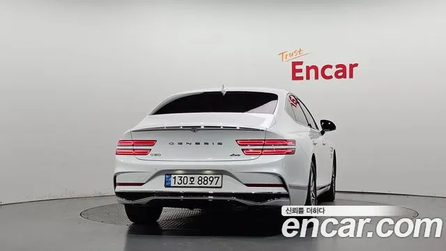 Genesis G80 RG3 — Фото автомобиля 3