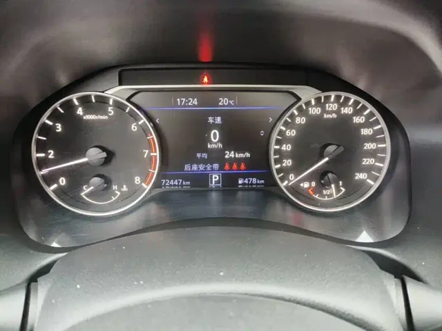 Nissan Teana — Фото автомобиля 4