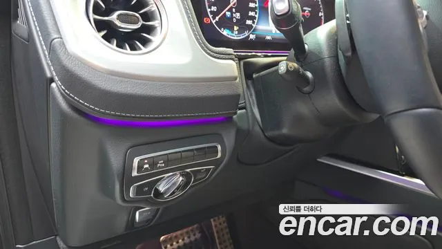 Mercedes-Benz G-Class — Фото автомобиля 15