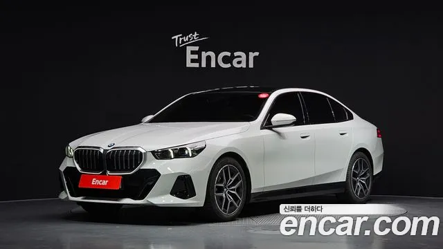 Фотография автомобиля — BMW 5 Series G60