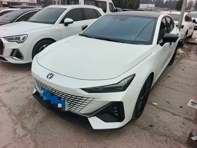 Фотография автомобиля — Changan UNI-V