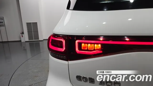 Mercedes-Benz EQB — Фото автомобиля 20