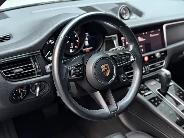 Porsche Macan — Фото автомобиля 26