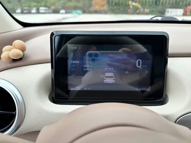 Wuling Hongguang Mini EV — Фото автомобиля 10