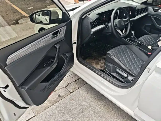 Volkswagen Sagitar — Фото автомобиля 14