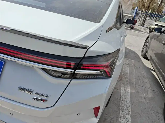 Dongfeng Yixuan MAX — Фото автомобиля 7