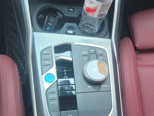 BMW i3 — Фото автомобиля 14