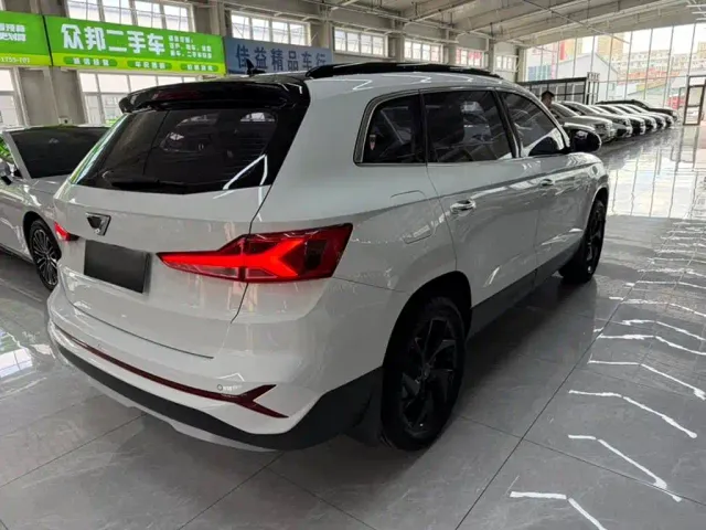 Jetta VS7 — Фото автомобиля 9