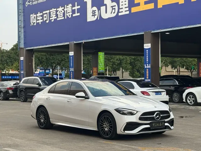 Mercedes-Benz C-Class — Фото автомобиля 3