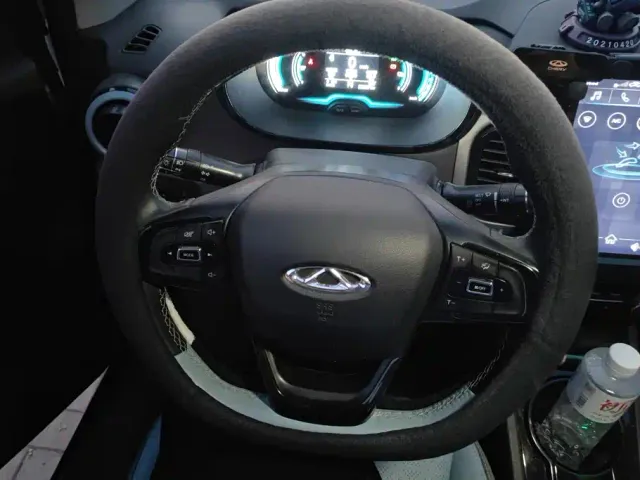 Chery eQ1 — Фото автомобиля 15