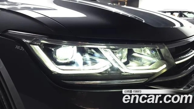 Volkswagen Tiguan — Фото автомобиля 7
