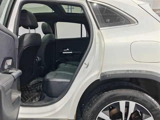 Mercedes-Benz GLA-Class — Фото автомобиля 12