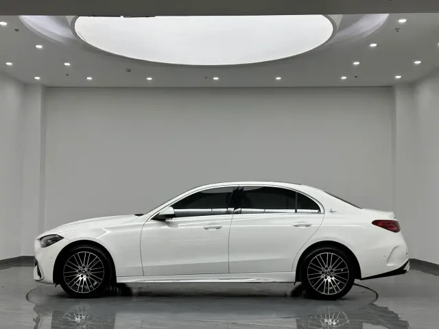Mercedes-Benz C-Class — Фото автомобиля 5